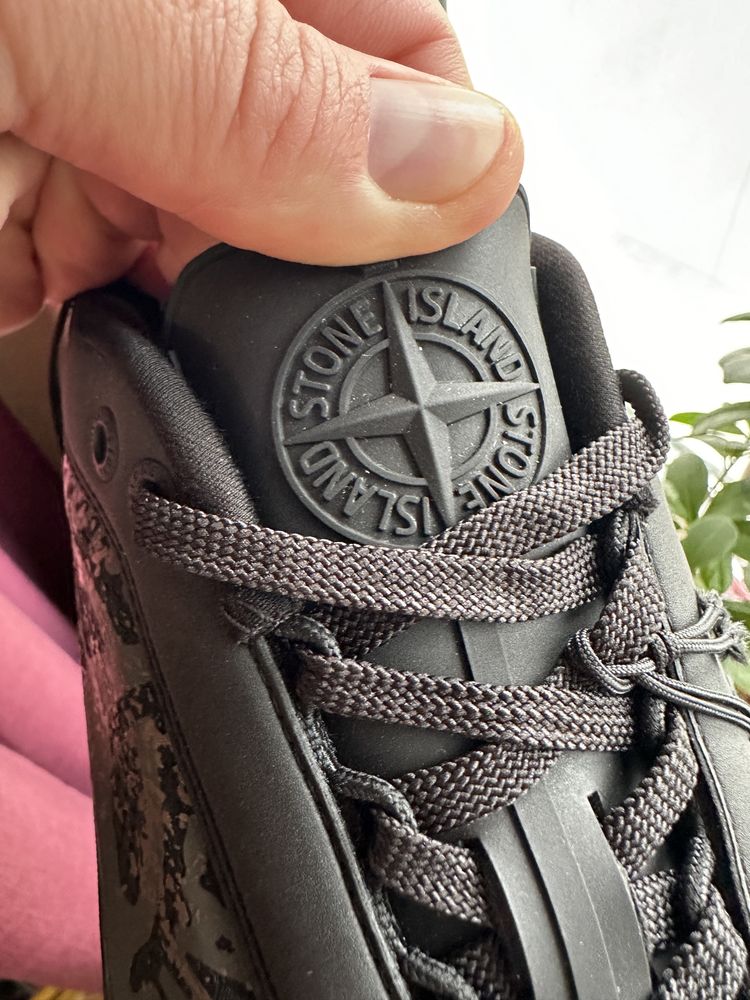 Кроссовки Stone Island Grime Round-Toe Panelled Sneakers