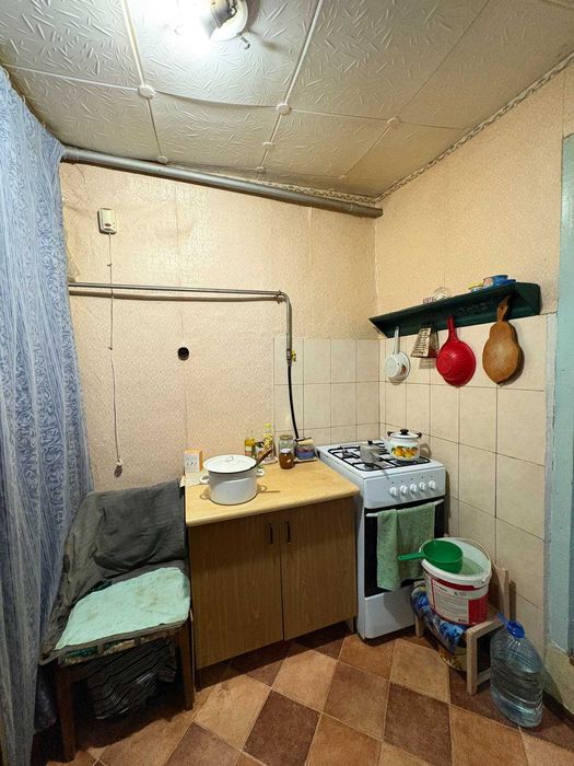 Продаж частини будинку .