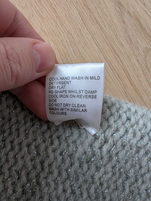 Шерстяна шапка нова Allsaints один розмір