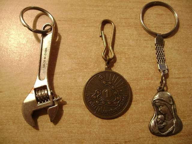 Starocie z PRL - Zestaw 3 breloczki kolekcjonerskie do wyboru TANIO