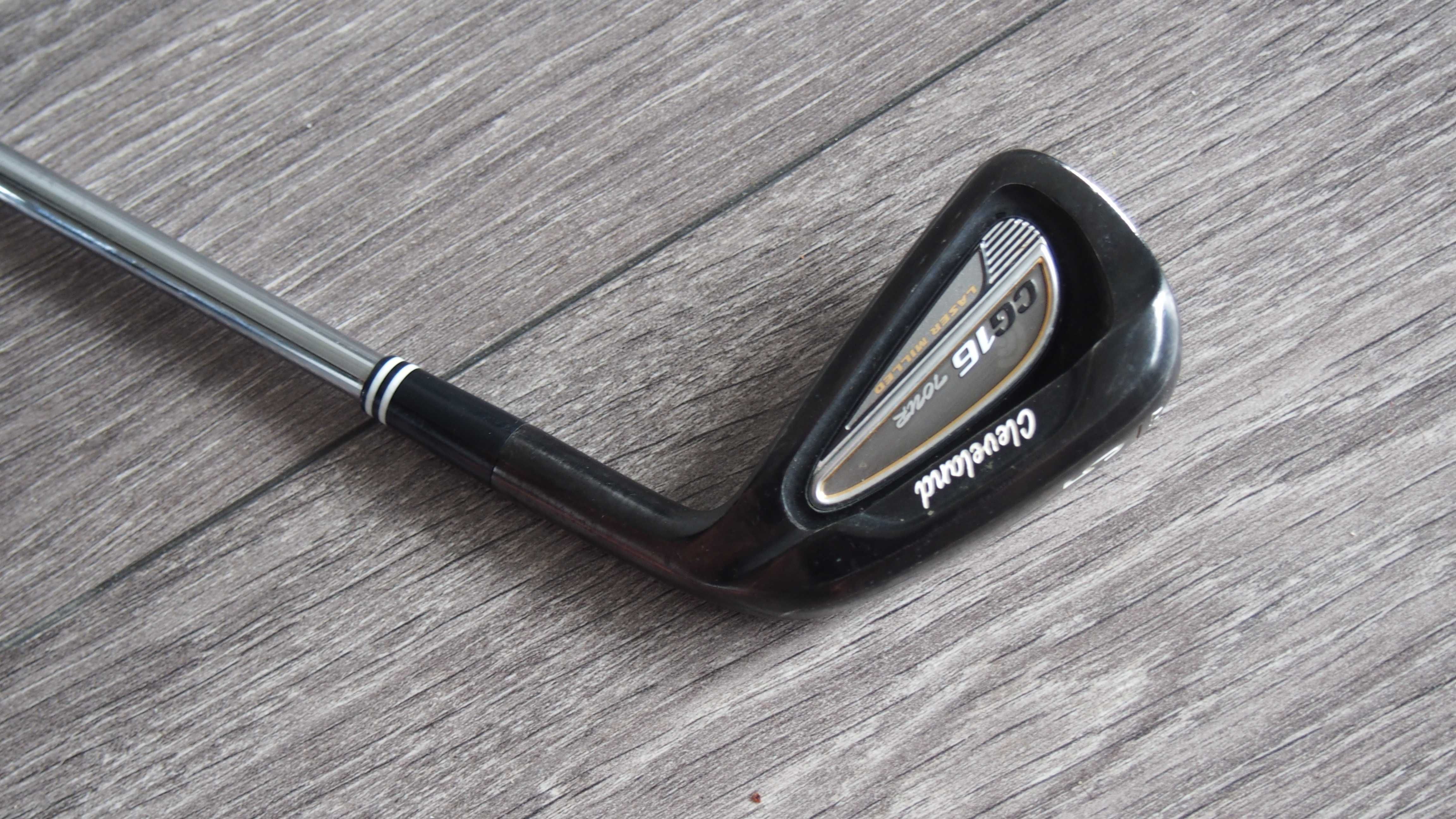 Kij do golfa Cleveland CG16 Iron 5