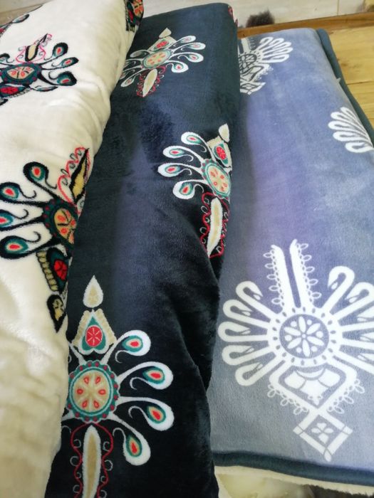 Piękne Koce Narzuty z wełny!!!