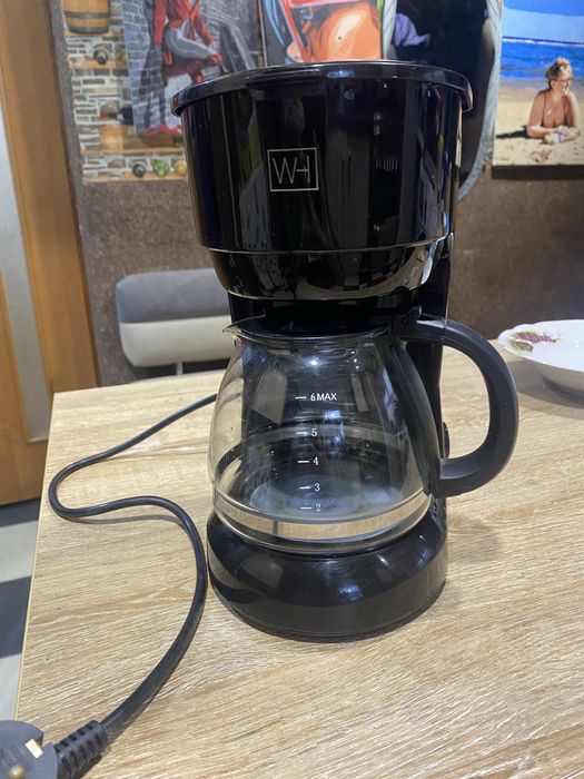 Продам кофемашину в хорошем состояние