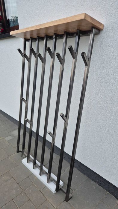 Wieszak ścienny metalowy z półką LOFT
