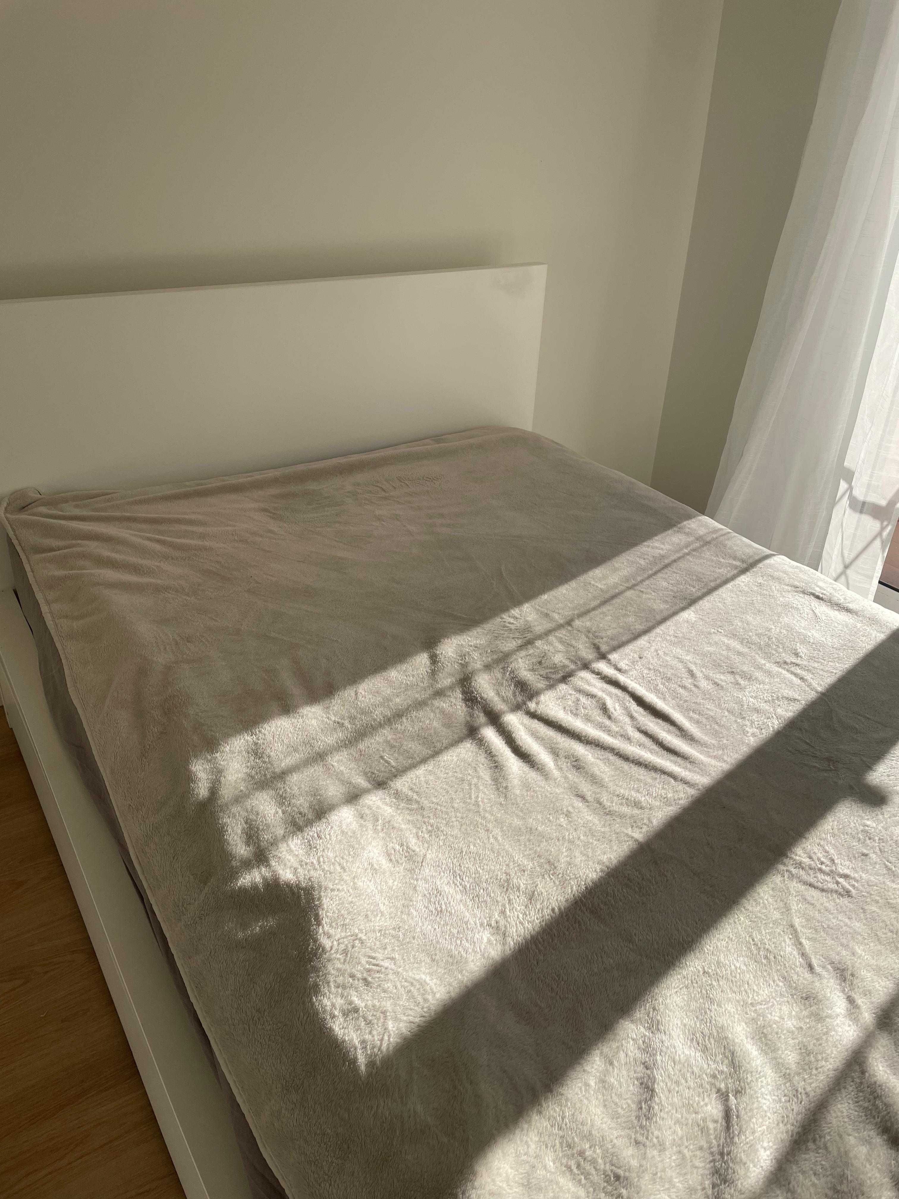 MALM, Estr. cama alta c/ arrumação, branco + Colchão