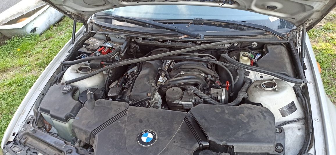 Części BMW E46 Lift 2.0 b automat