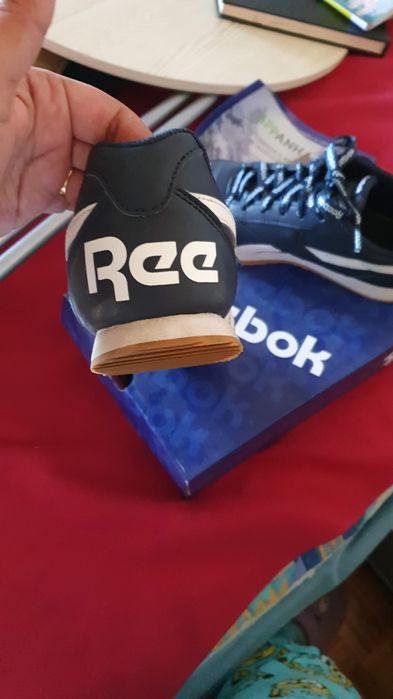 Tenis reebook de criança