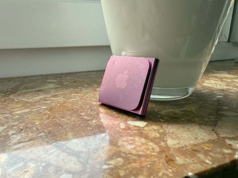 Apple iPod nano 6Gen uszkodzony