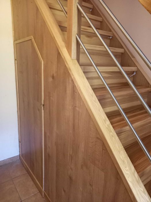 Renowacja - odnawianie schodów