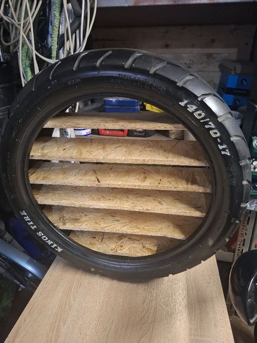 półka na hot wheelsy i inne modele