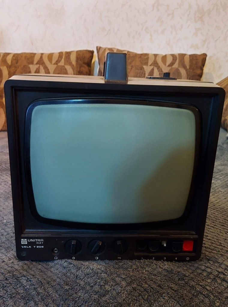 Telewizor UNITRA 220/ 12V