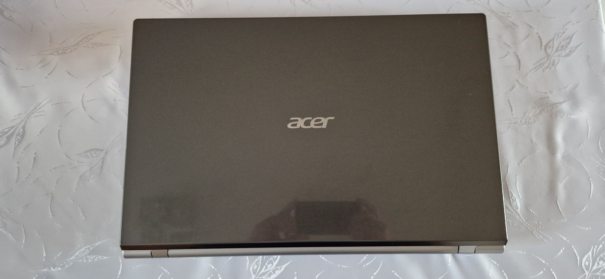 Laptop Acer Aspire V3