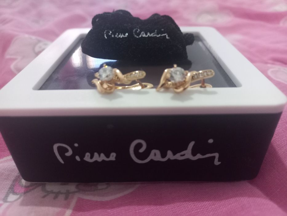 2  Pares Brincos Pierre Cardin Novos