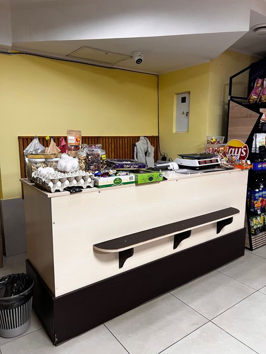 Стелажі, ящики деревʼяні