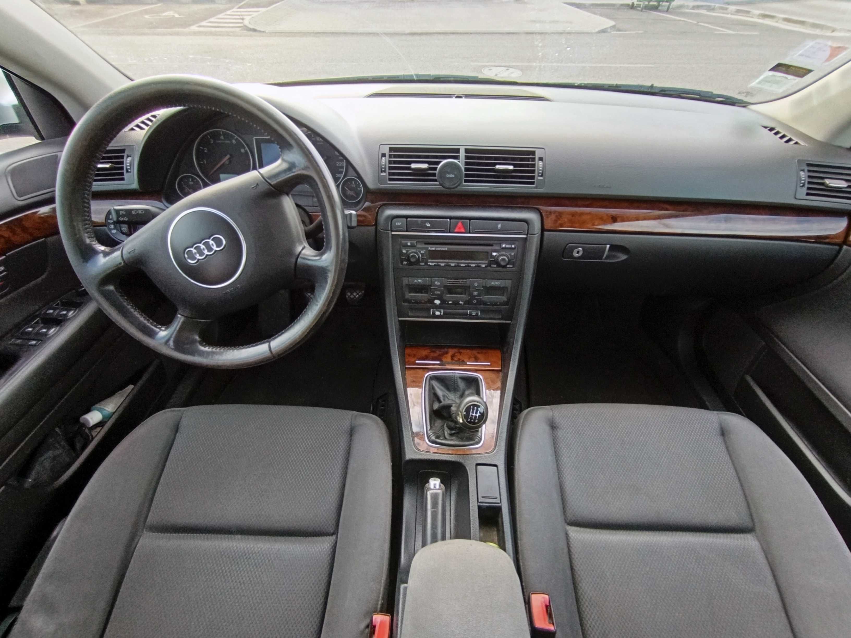 Audi A4 1.6 - fiável, confortável e pronto a andar