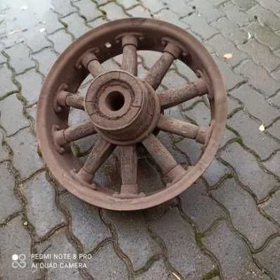 Koła drewniane do  wozu