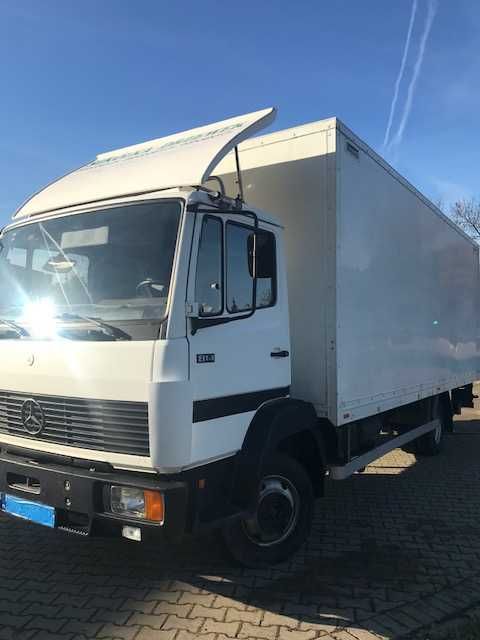 Mercedes 814d, izoterma z windą