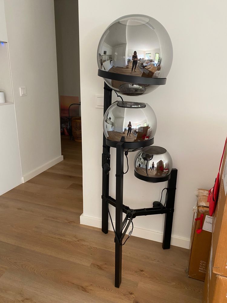 Candeeiro de pé AREA – Modelo Berlim