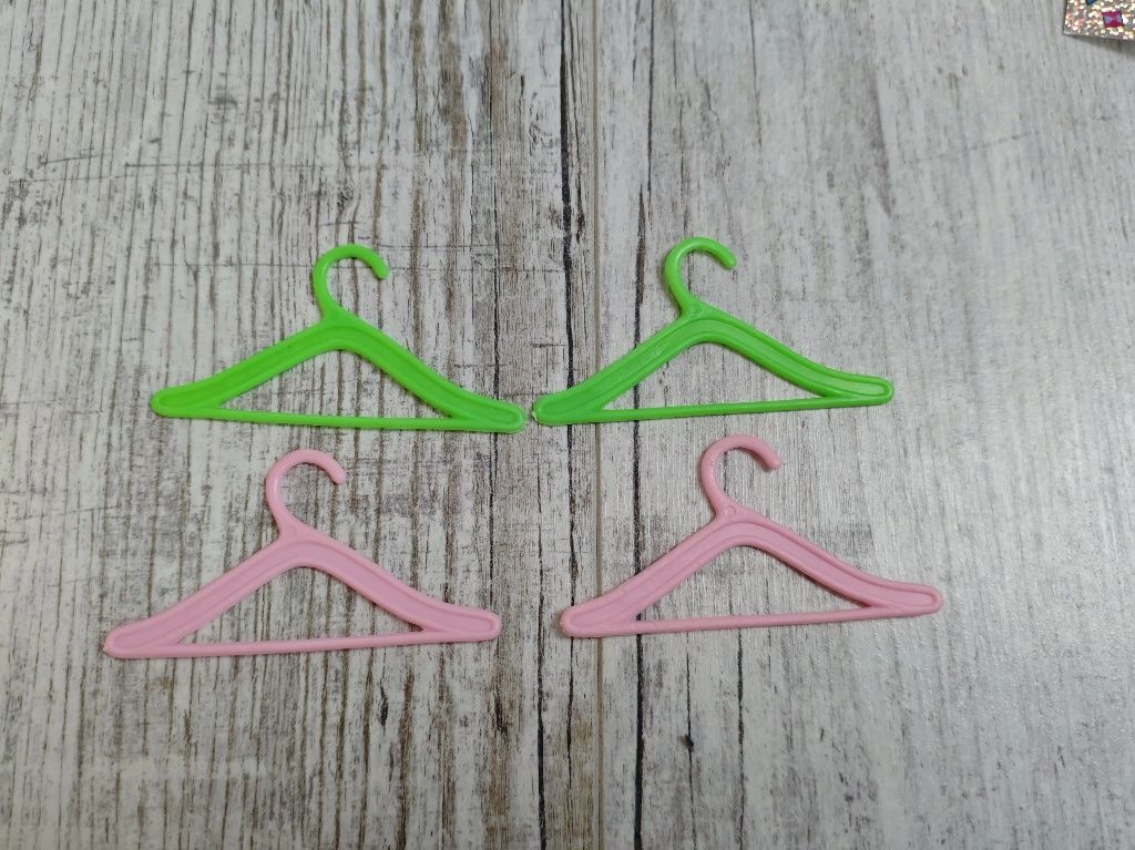 Barbie akcesoria garnek spaghetti opaska okulary wieszak