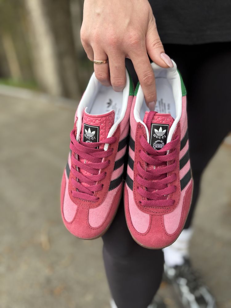 Женские кроссовки Adidas x Gucci Gazelle Pink розпродаж