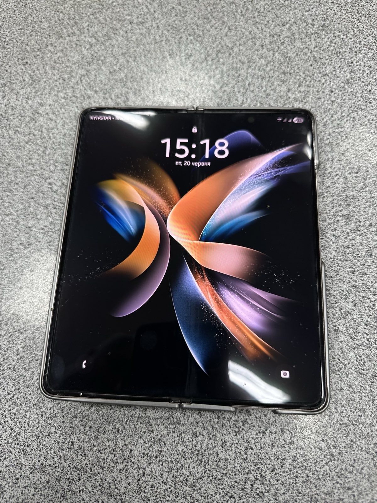 Samsung fold 4 256