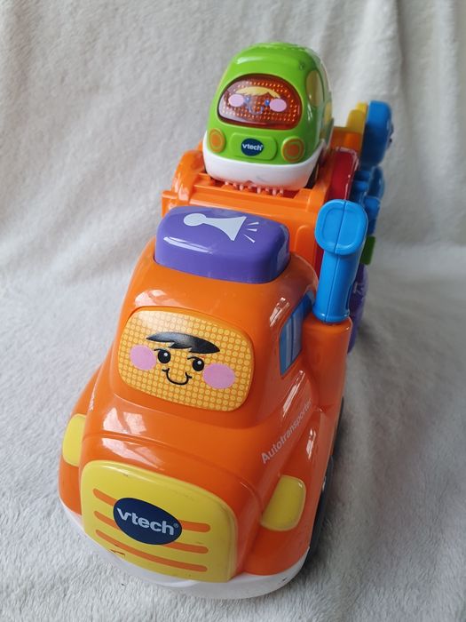 tut tut vtech auto transporter autotransporter ciężarówka laweta autko