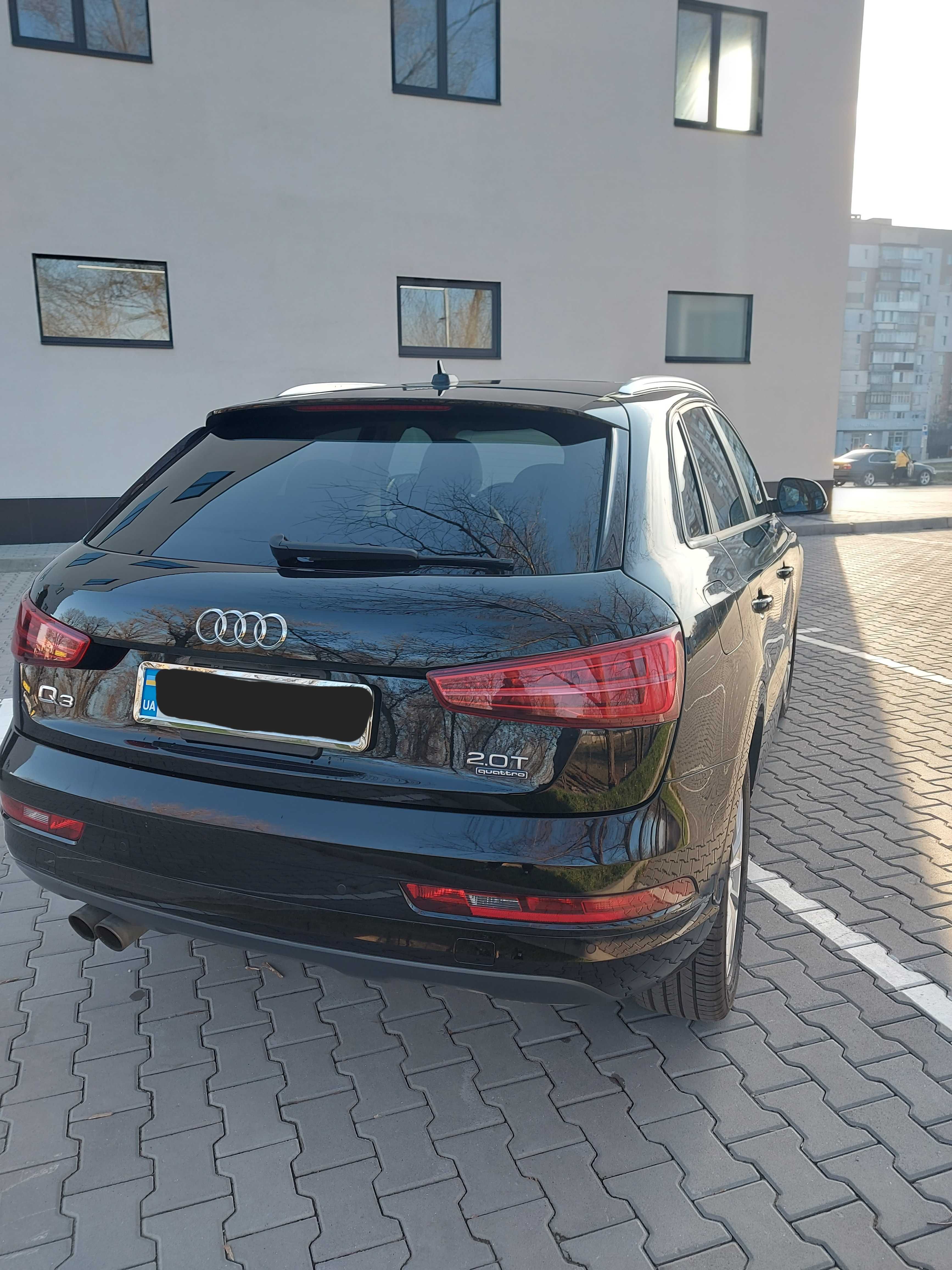 Автомобіль Audi Q3 2017