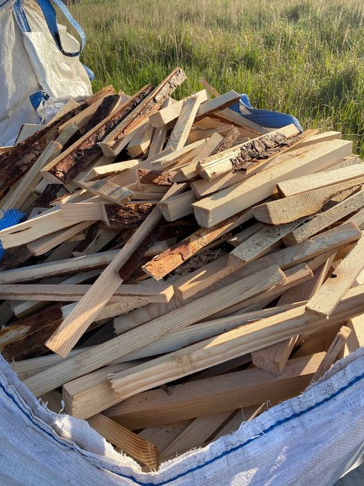 Drewno rozpałkowe opałowe  sosnowe opał sosna  suche pocięte transport