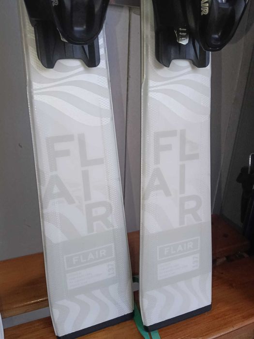 Nowe damskie narty Volkl flair 137cm- promocja 1200 zł/ Sklep-Serwis