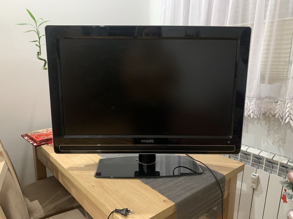 32 cale Telewizor tv PHILIPS 32PFL7762D LCD hd