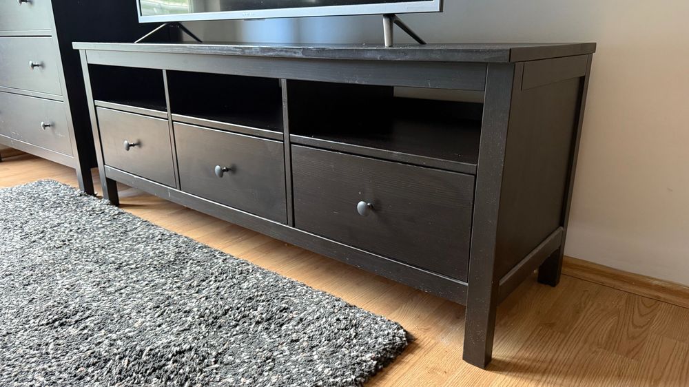 Komoda RTV pod telewizor Ikea Hemnes. Drewniana. Stan bdb.