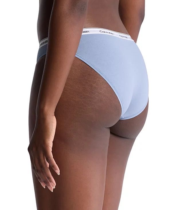 Calvin Klein . Набор трусиков 3 шт хлопок р М плюс еще одни в подарок