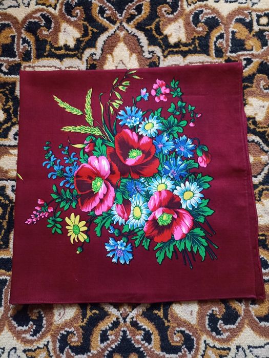 Продам нові хустки