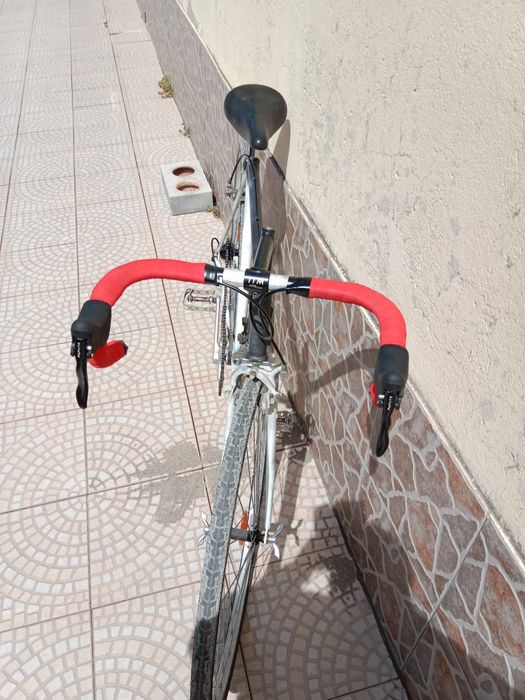 Bicicleta usada em bom estado