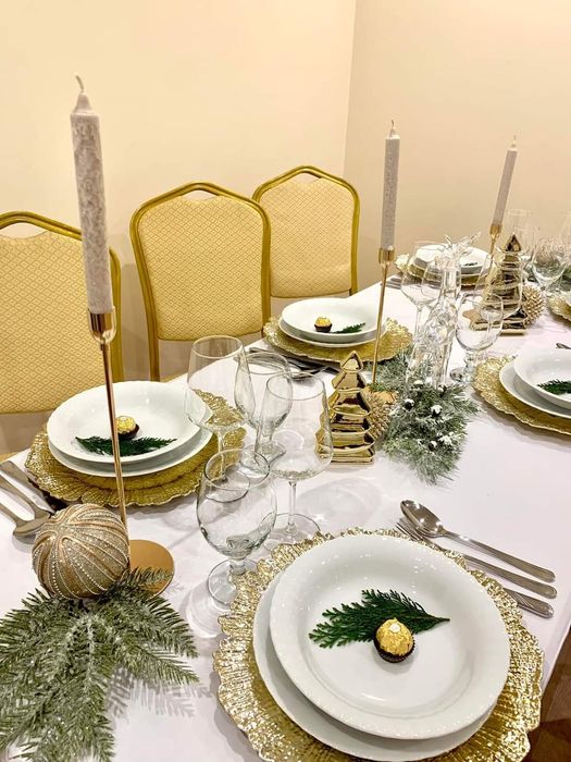 Wypożyczania krzeseł, krzesła chiavari, szampańskie, wynajem krzeseł