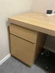 Biurko Malm Ikea - 140 x 65 okleina dębowa