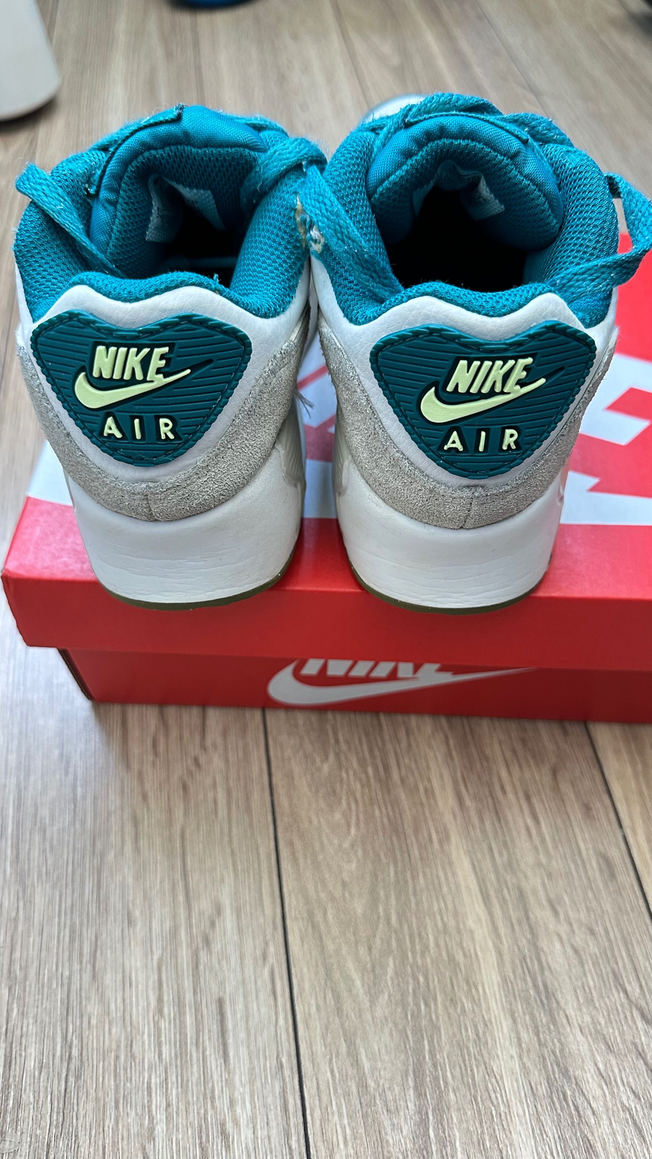 Кросівки дитячі Nike air max 90.