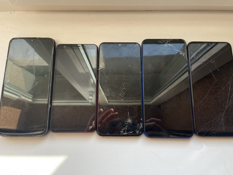 Лот телфоно Redmi Samsung