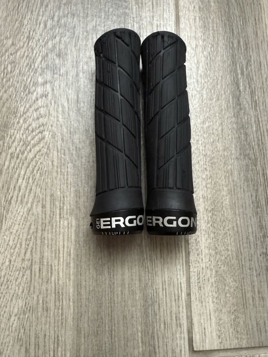 Вело гріпси ERGON GE1 EVO slim black