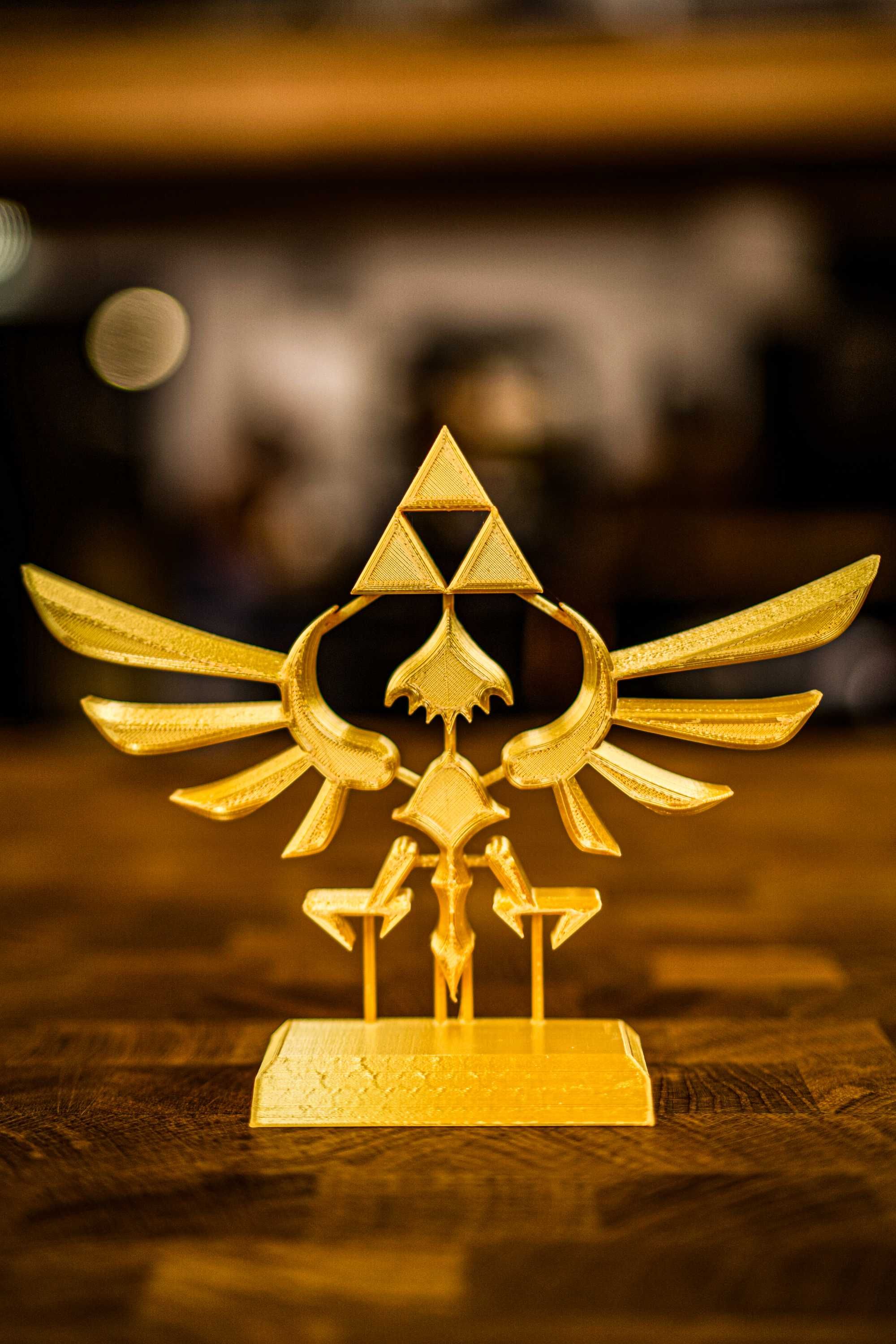 15cm Zelda Triforce Hyrule figurine
