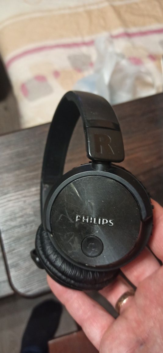 Наушники беспроводные Philips SHB3060