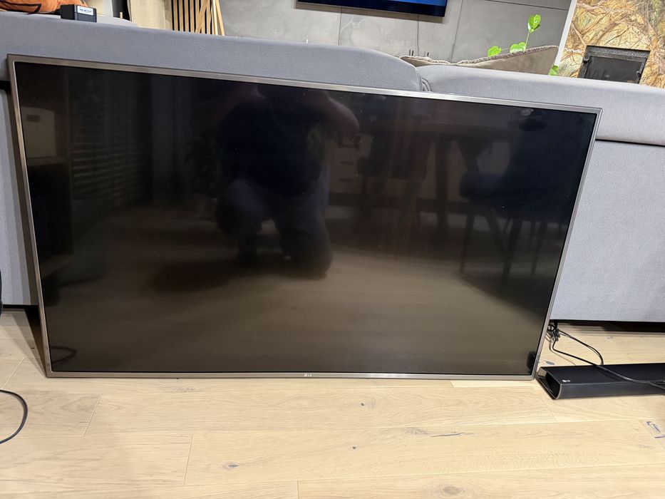 Sprzedam telewizor LG plus zestaw kina LG
