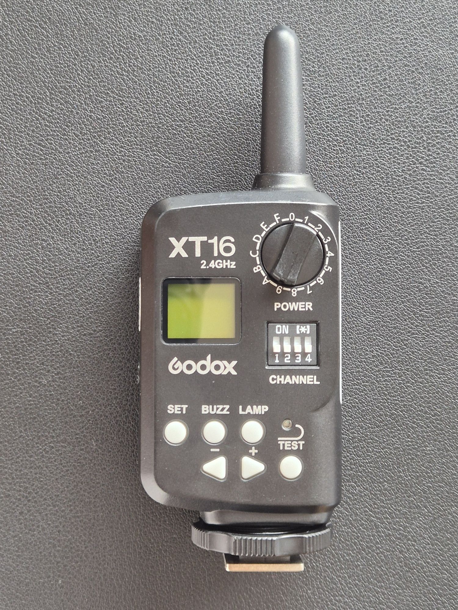 Flash Trigger Godox XT16 [ Novo ] - Universal single-Pin Hot Shoe