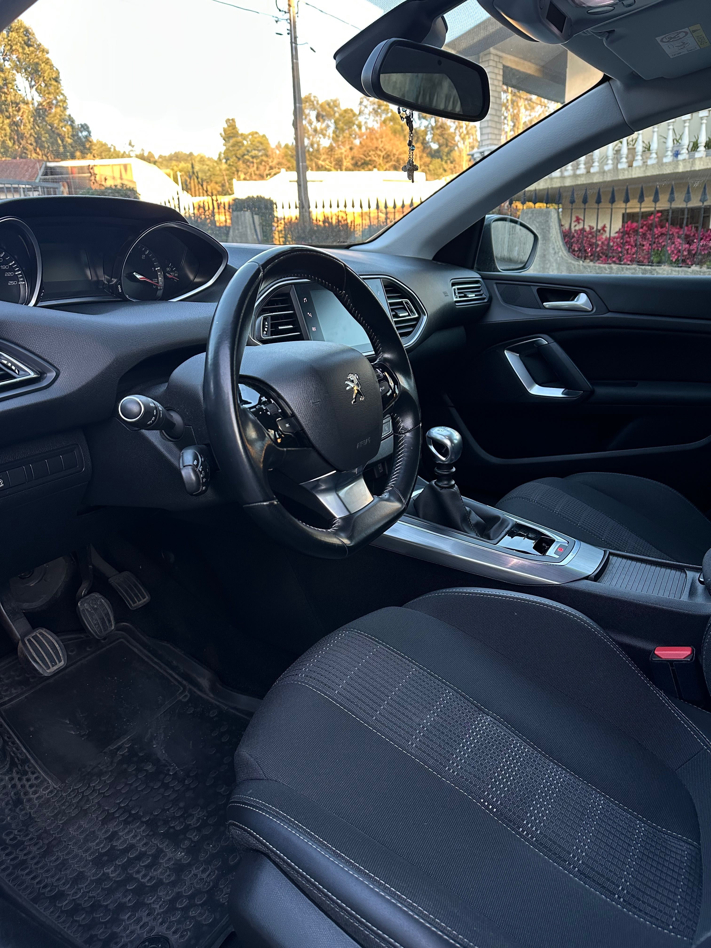 Peugeot 308 2.0 150 cv