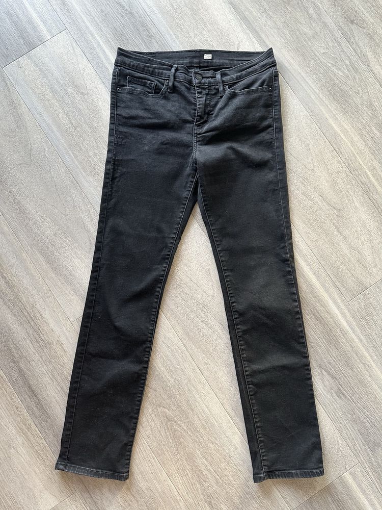 Spodnie jeansy czarne Levis W28 L30 proste
