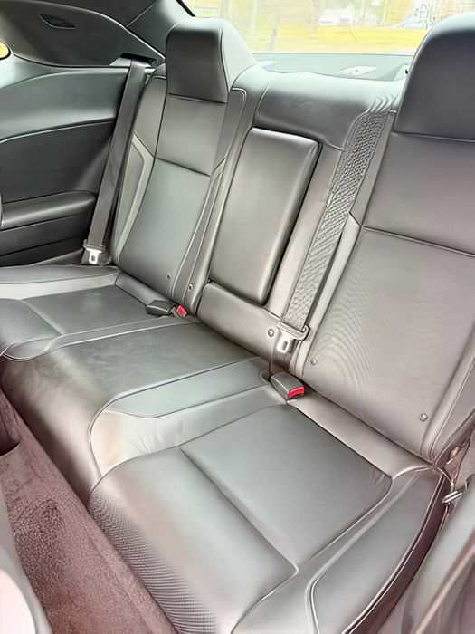 Dodge Challenger      2018