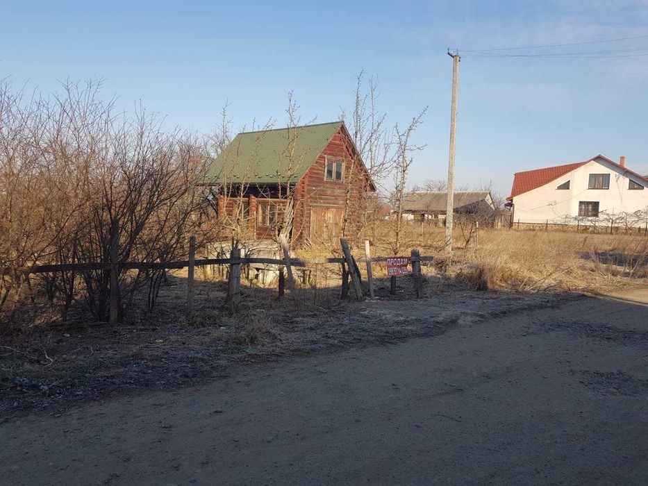 Будиночок зі зрубу та земельна ділянка 15 сот. с. Забужжя