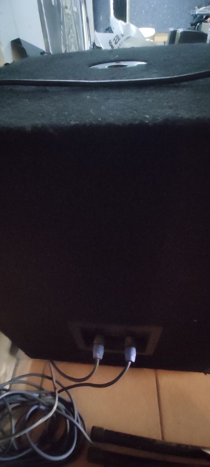Subs Behringer 18"