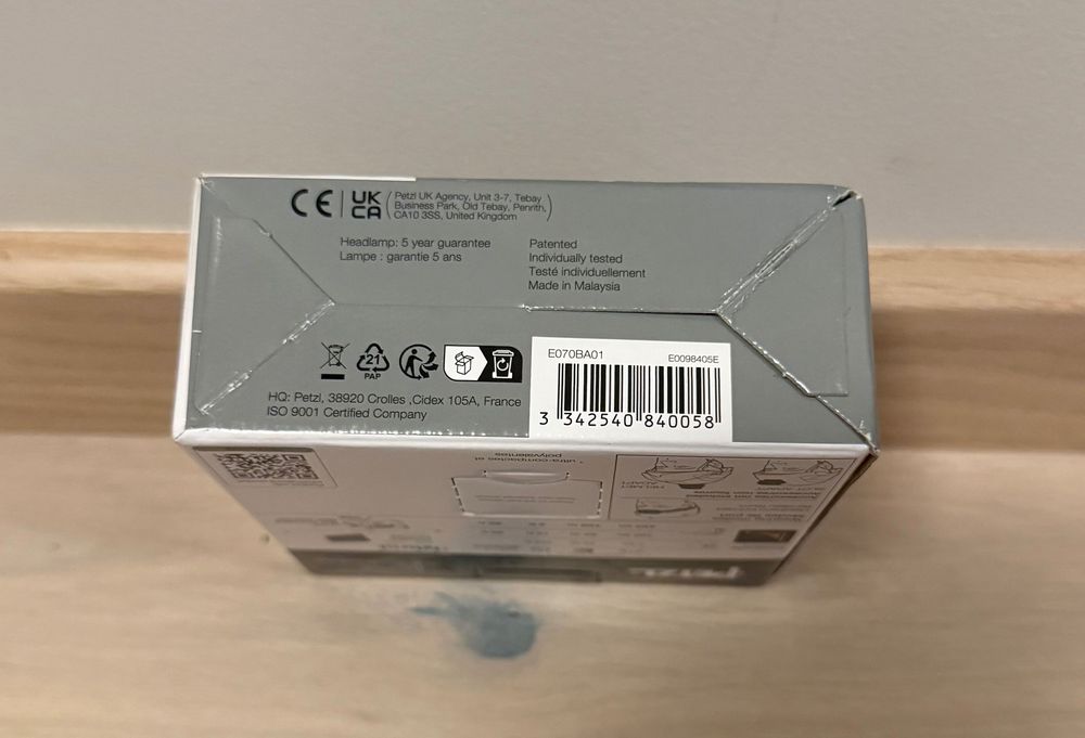 Налобна лампа Petzl ARIA 2 RGB • 450 лм