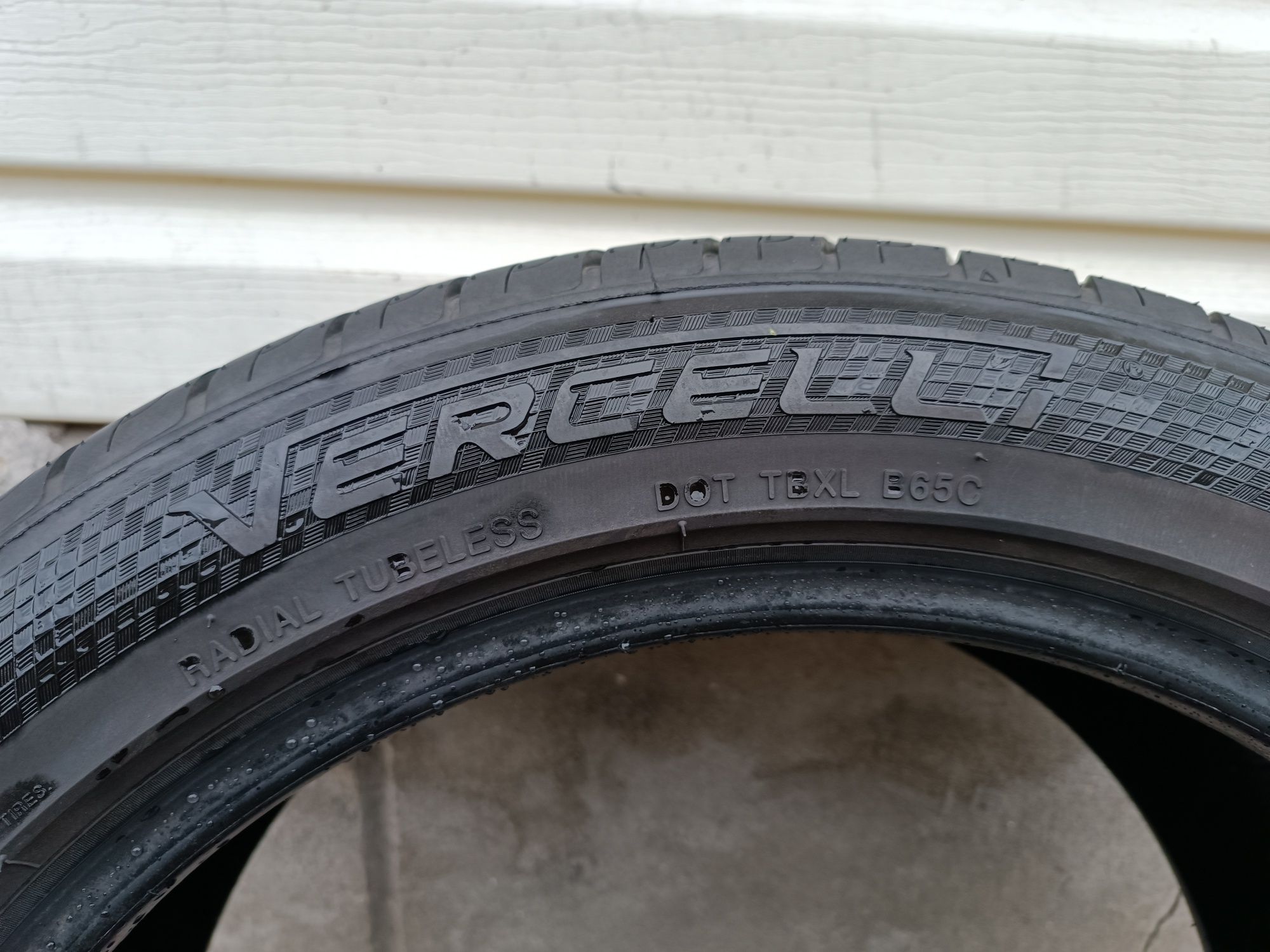 Літня гума 245/45 R18 Vercelli Strada2